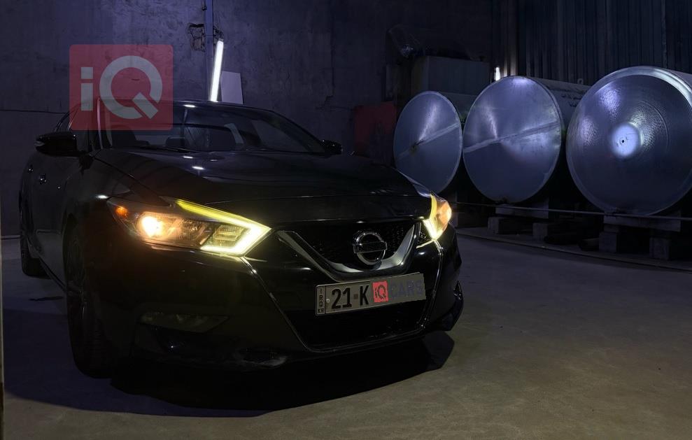 نيسان ماكسيما